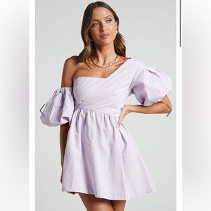 NWT Showpo Sula Mini Dress - One Shoulder Puff Sleeve Dress in lilac - Size US 2